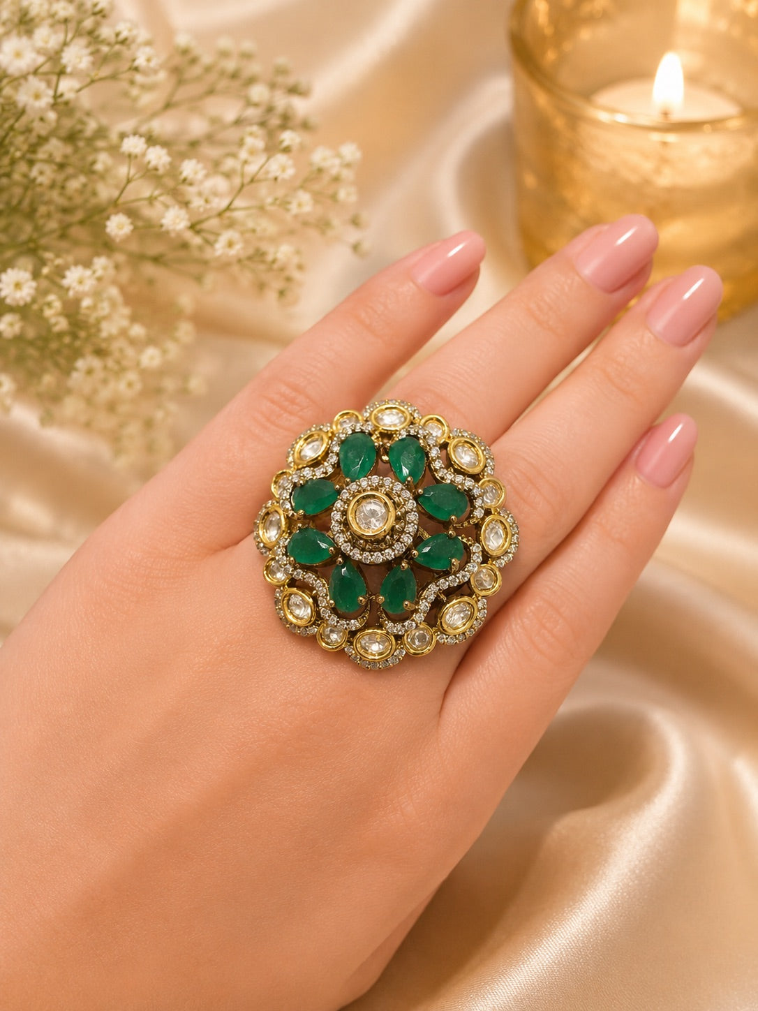 Noor-E-Emerald Ring