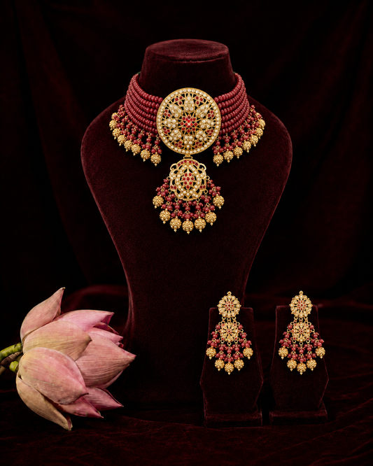 Gul-e-lal Jadau Haar