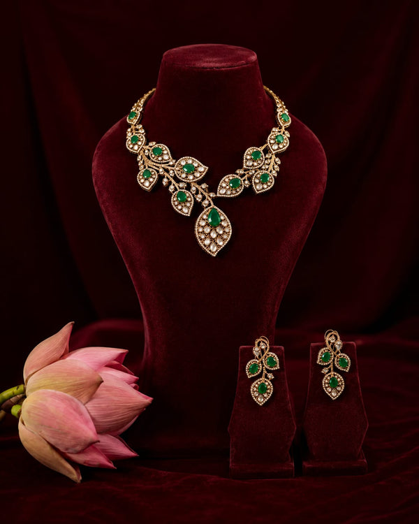 Garden of grace - Emerald & Gold Hasli